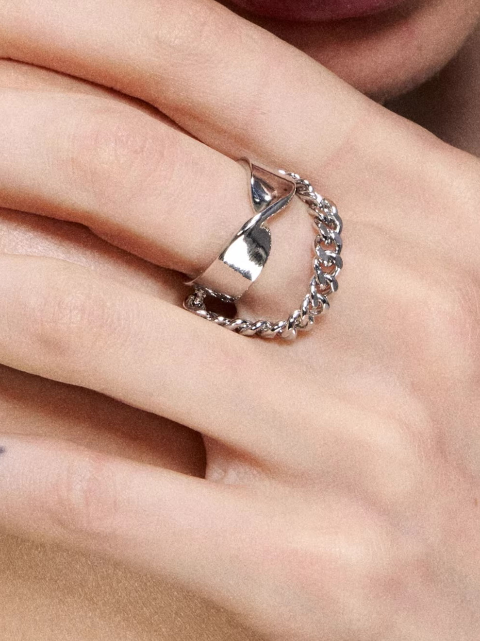 Minimalist Möbius Line Open Ring