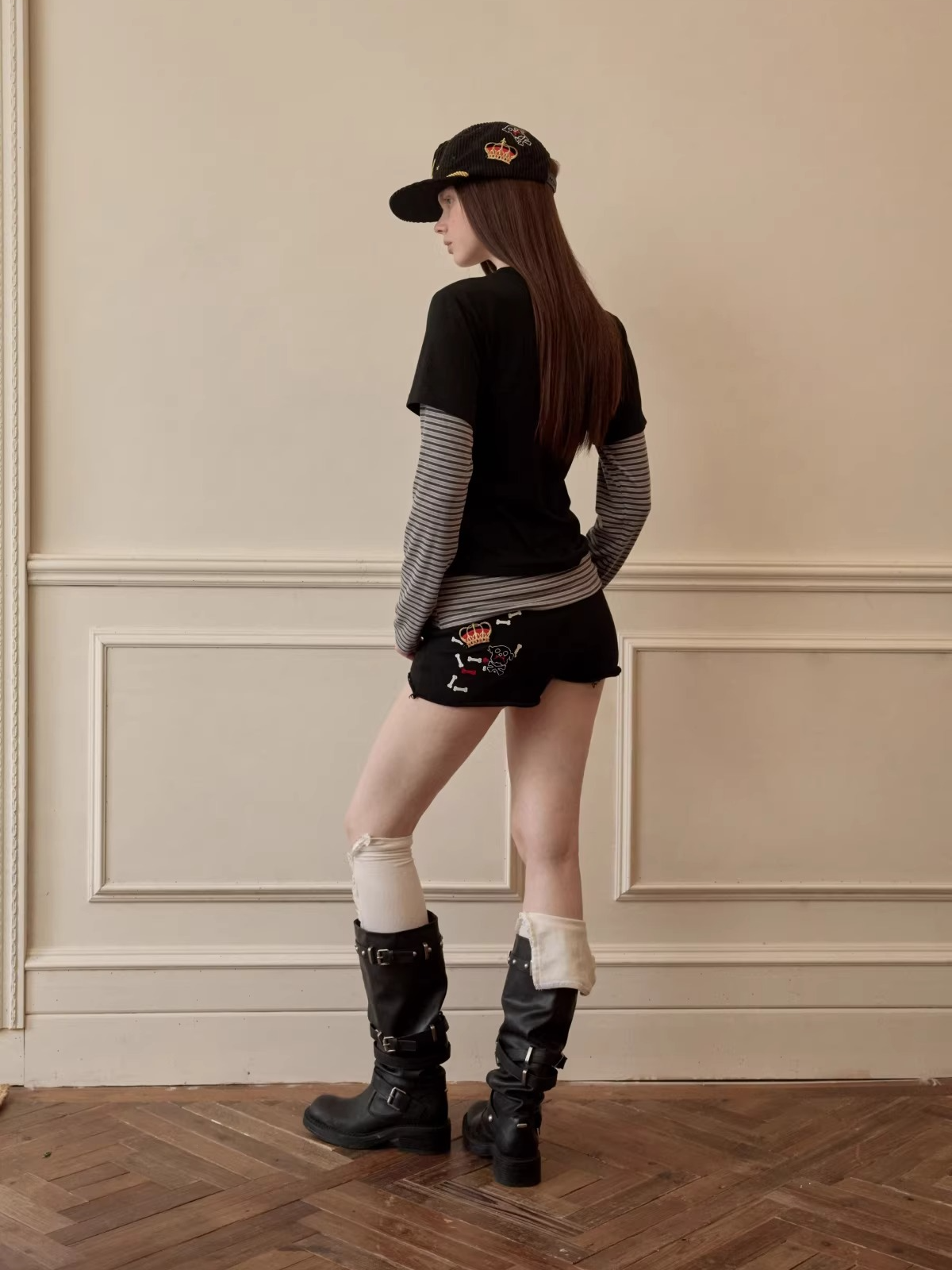 Camo Contrast Bone Embroidery Cotton Sweat Shorts
