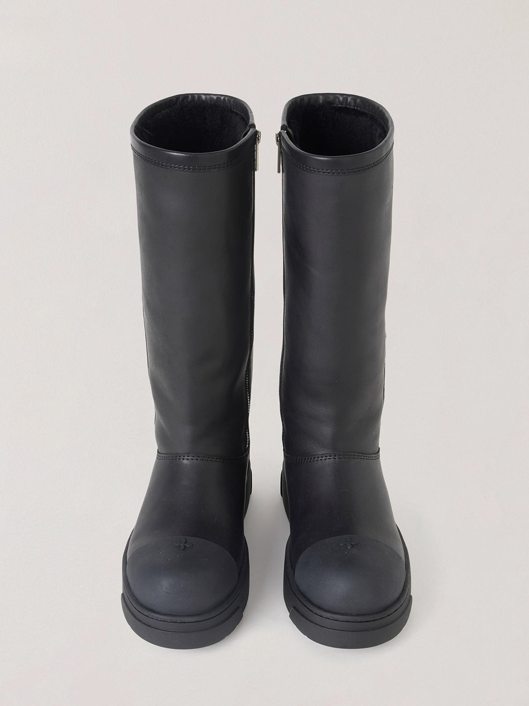 Cross Relic Sherpa Leather Mountain Boots