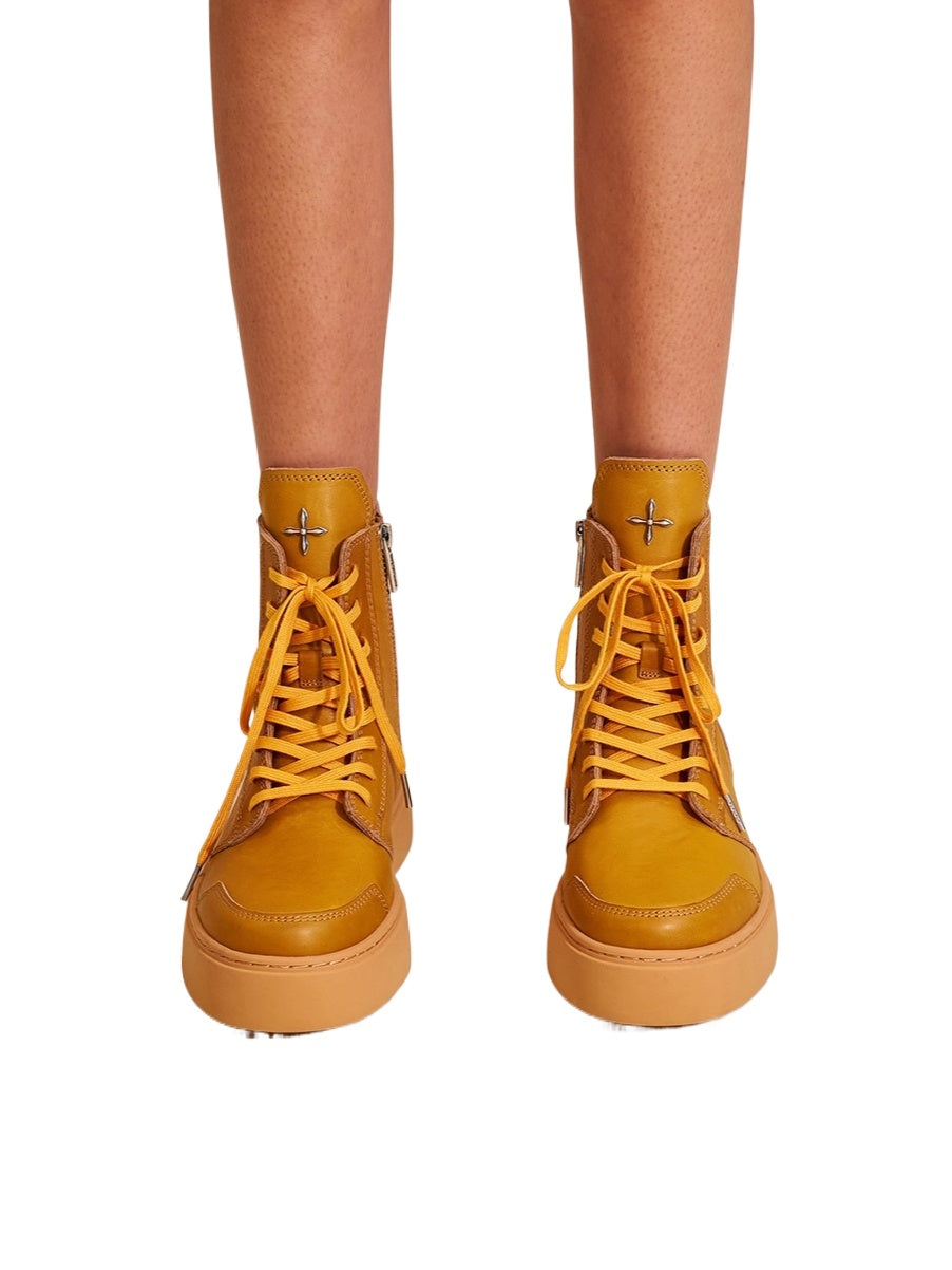 Compass Heritage Retro Leather High-Top Sneakers