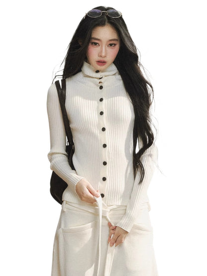 Vintage-Inspired White Buttoned Knit Cardigan
