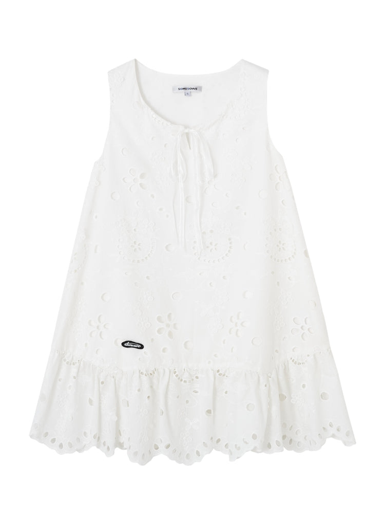 White 3D Embroidered Sleeveless Dress