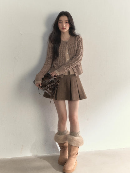 “Hazelnut Latte” Detachable Collar Retro Knit Cardigan