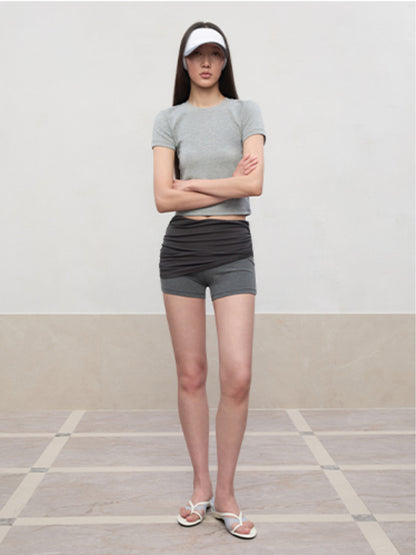 Color-Blocked and Pleated Low-Waist Shorts