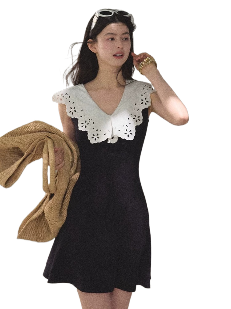 Shifting Tree Shadow Cotton Backless Waist-Cinched Vacation Dress