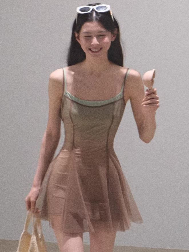 Gradient Mesh Slimming Resort Dress