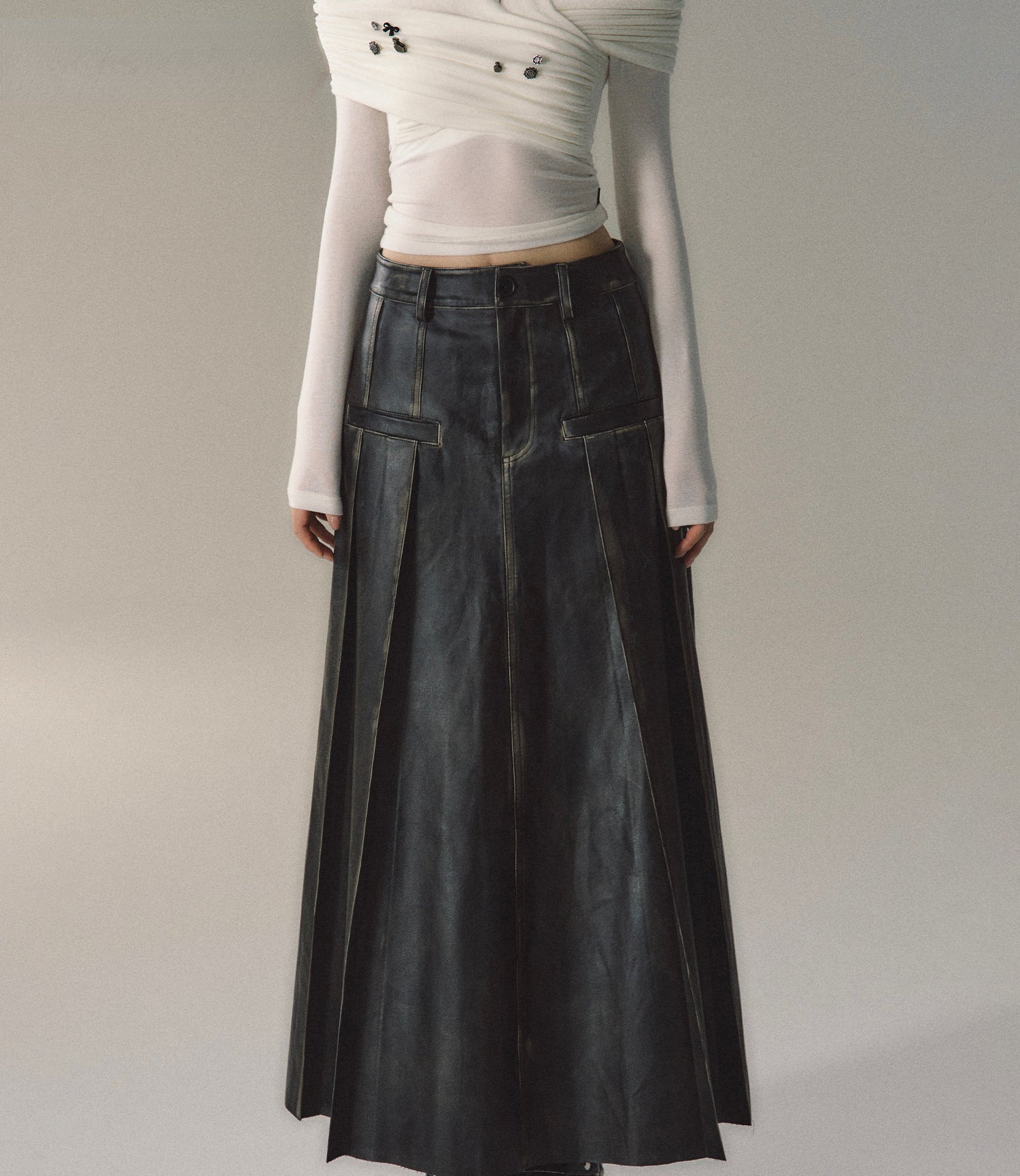 Black Pleated Leather Maxi Skirt - CHINASQUAD