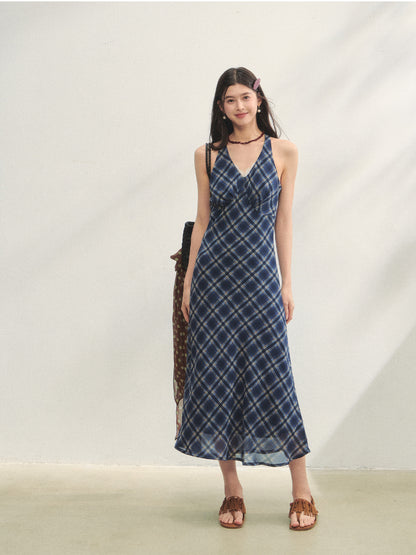 V-Neck Lace Spliced Halter Dress - CHINASQUAD