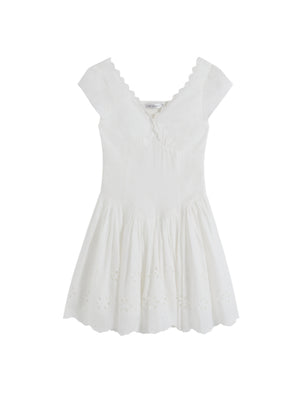 White / M
