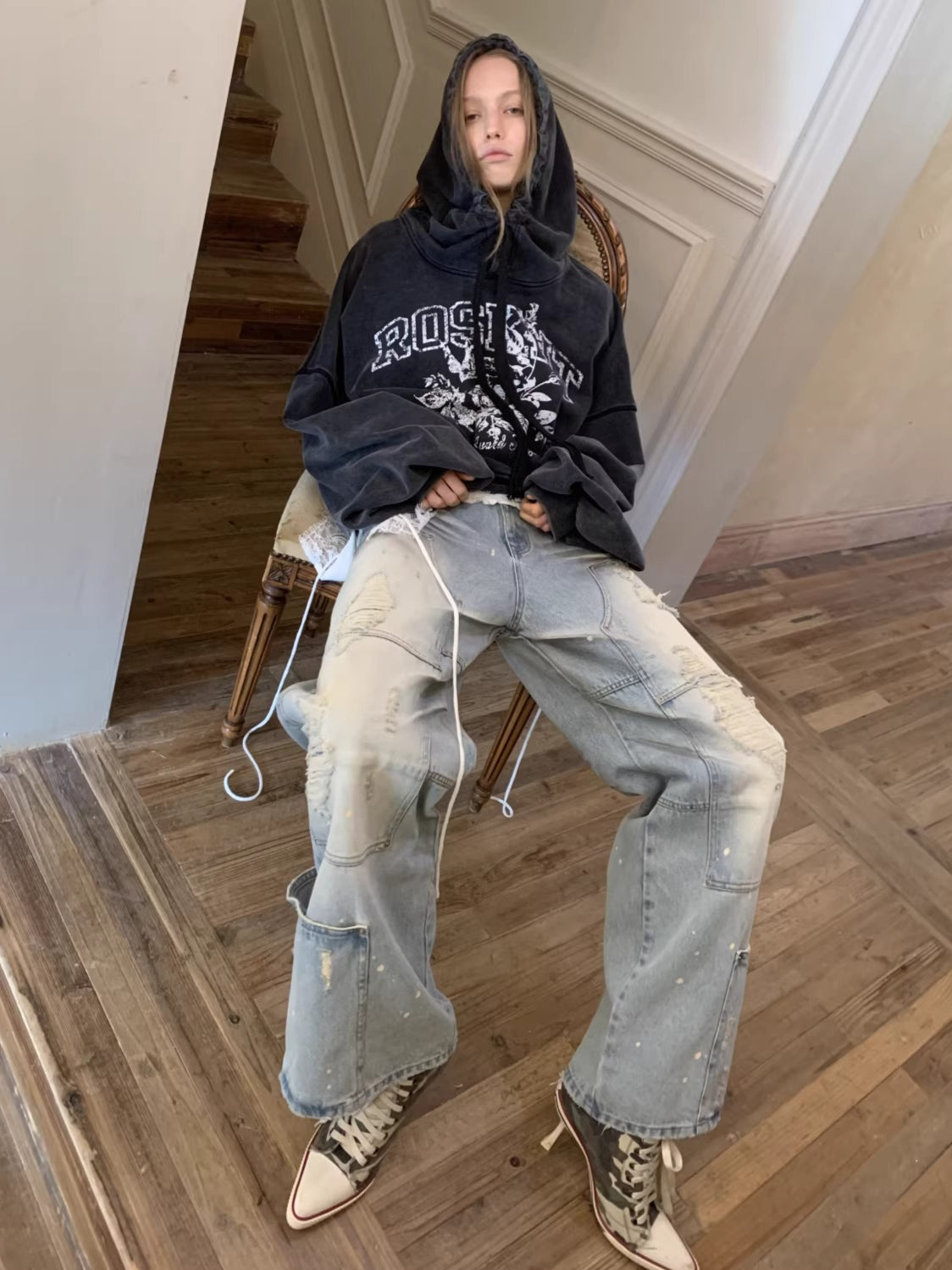 Washed Distressed Low-Rise Straight-Leg Jeans