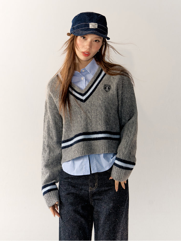 Academy Style Color-Block Knit Long-Sleeve Top