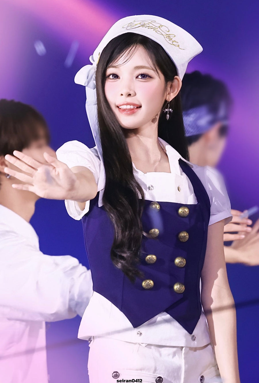 Hearts2Hearts·YUHA
