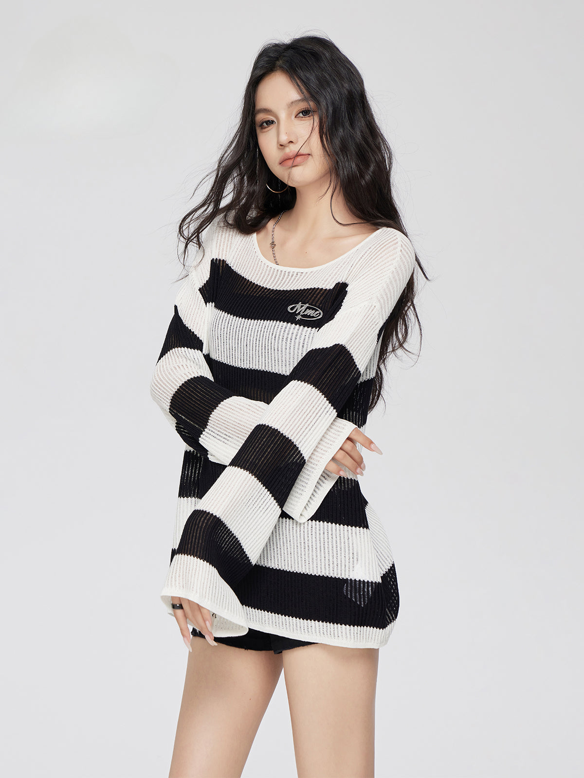 Black &amp; White Striped Round Neck Long-sleeve T-shirt