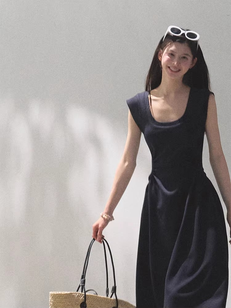 Square Shoulders U-Neck Fitted Dress