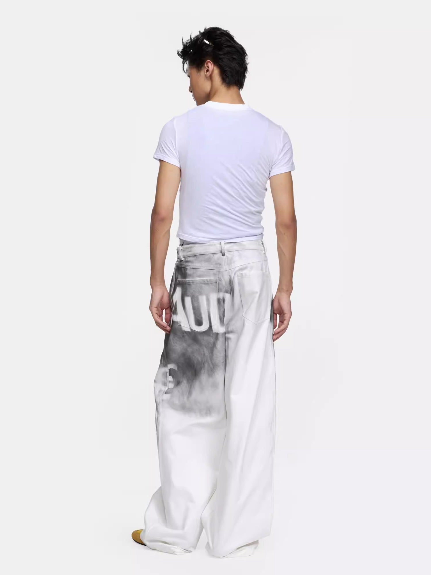 Hand-Spray Graphic Denim Jeans
