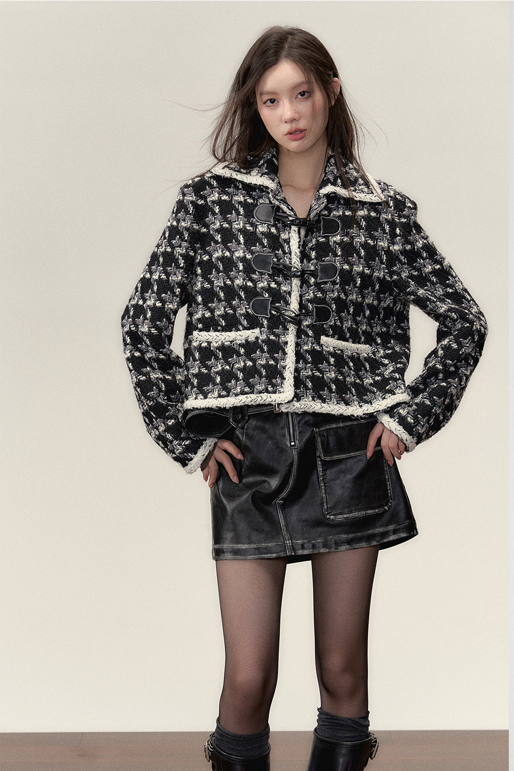 Black Short Plaid Wool Jacket - CHINASQUAD