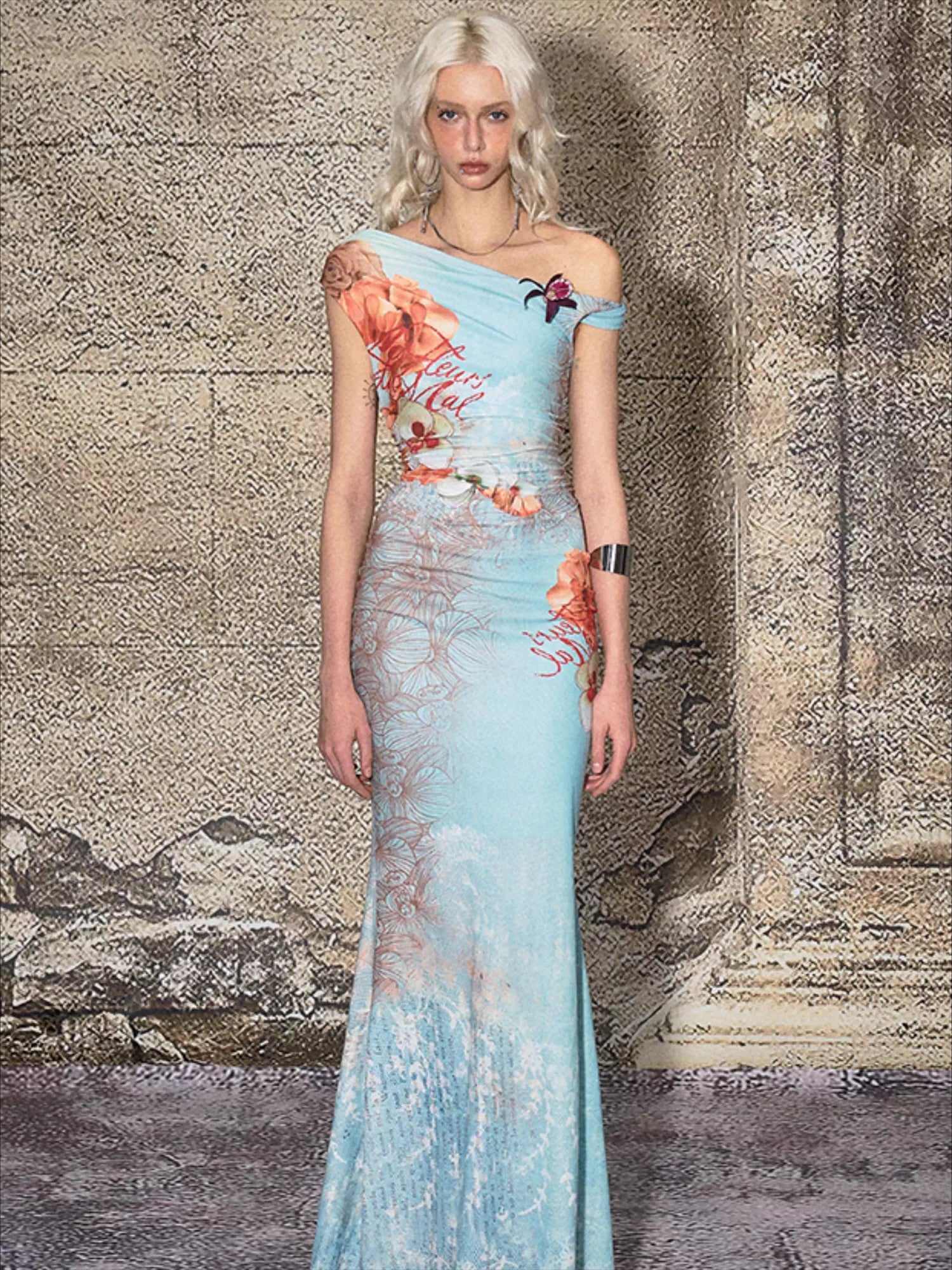 Off-Shoulder Printed Fitted Mermaid Maxi Dress