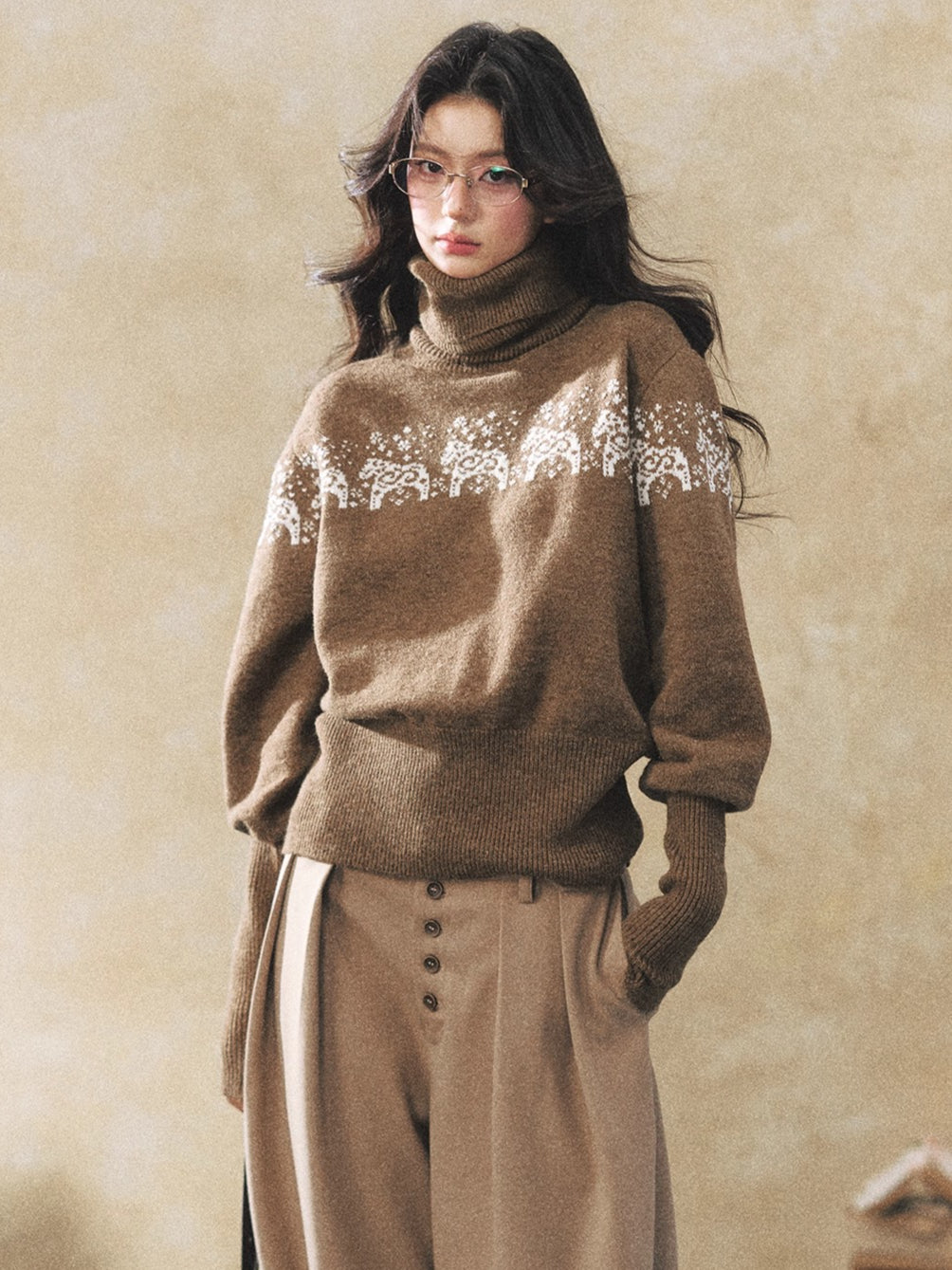 Dual-Tone Knit Turtleneck Sweater