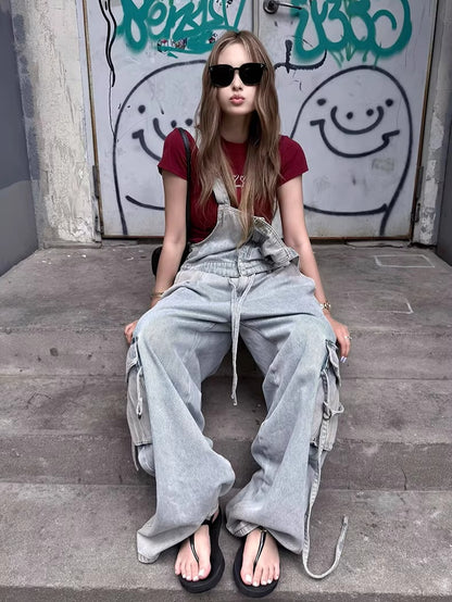 Lipstick Graffiti Cap-Sleeve Slim-Fit T-Shirt