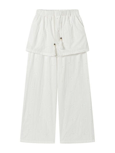 S / White