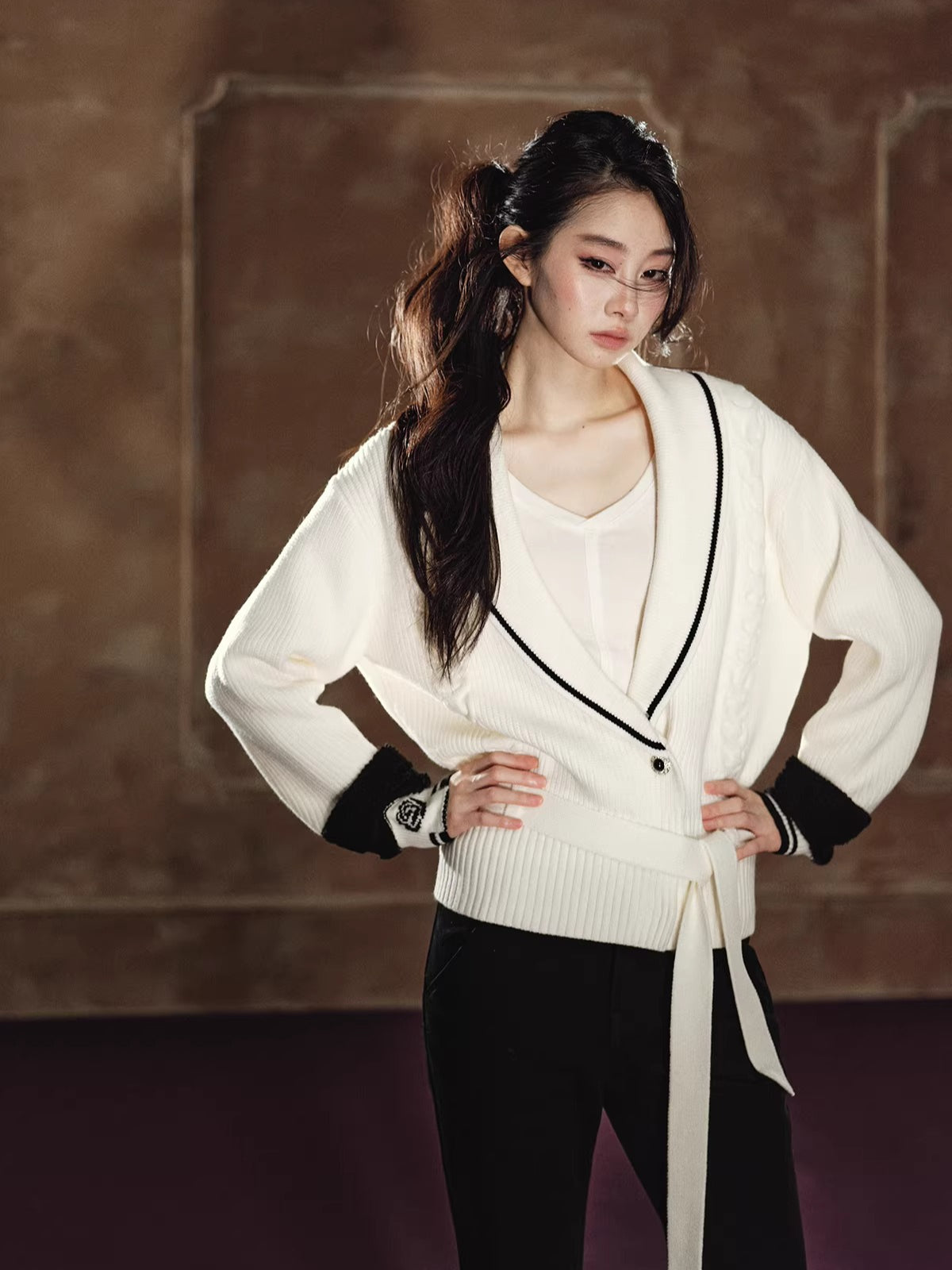 Oversized Contrast V-Neck Tie-Waist Knit Sweater