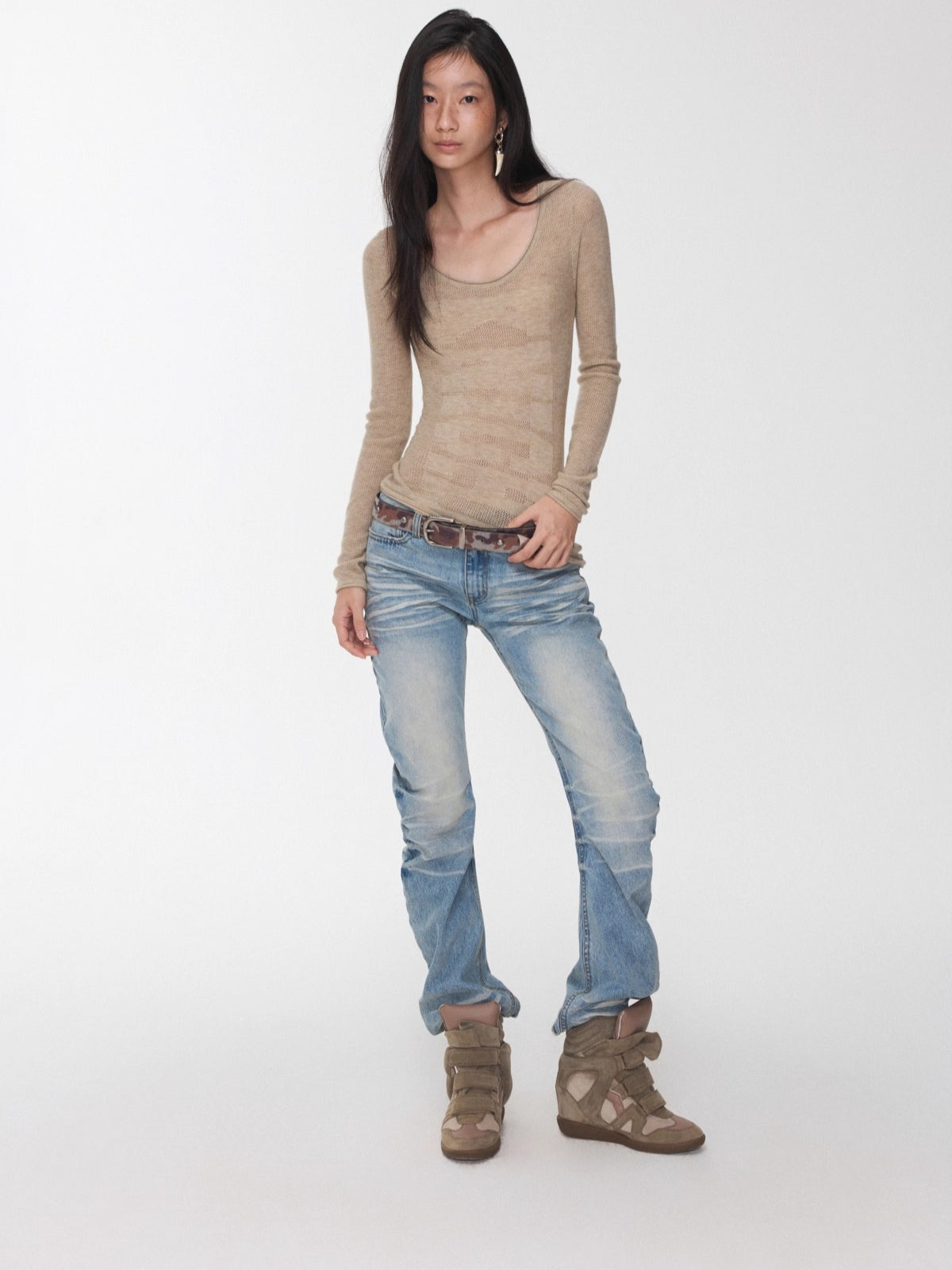 Textured Jacquard Knit Round-Neck Sweater