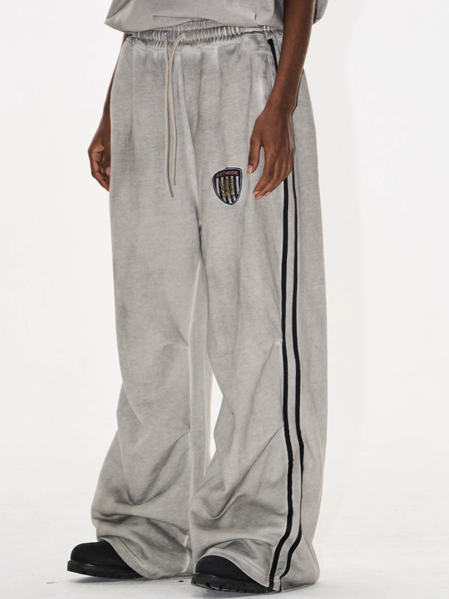 Washed Badge Cotton Pleated Track Pants