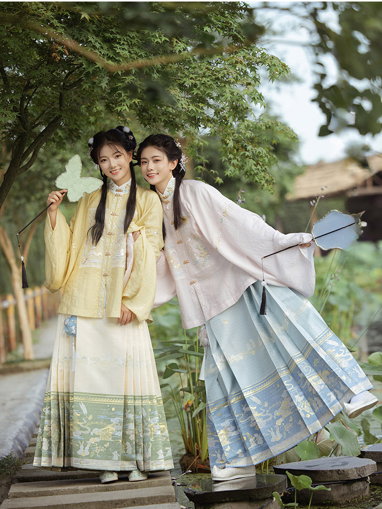 “溶溶月” Ming Dynasty Hanfu Set