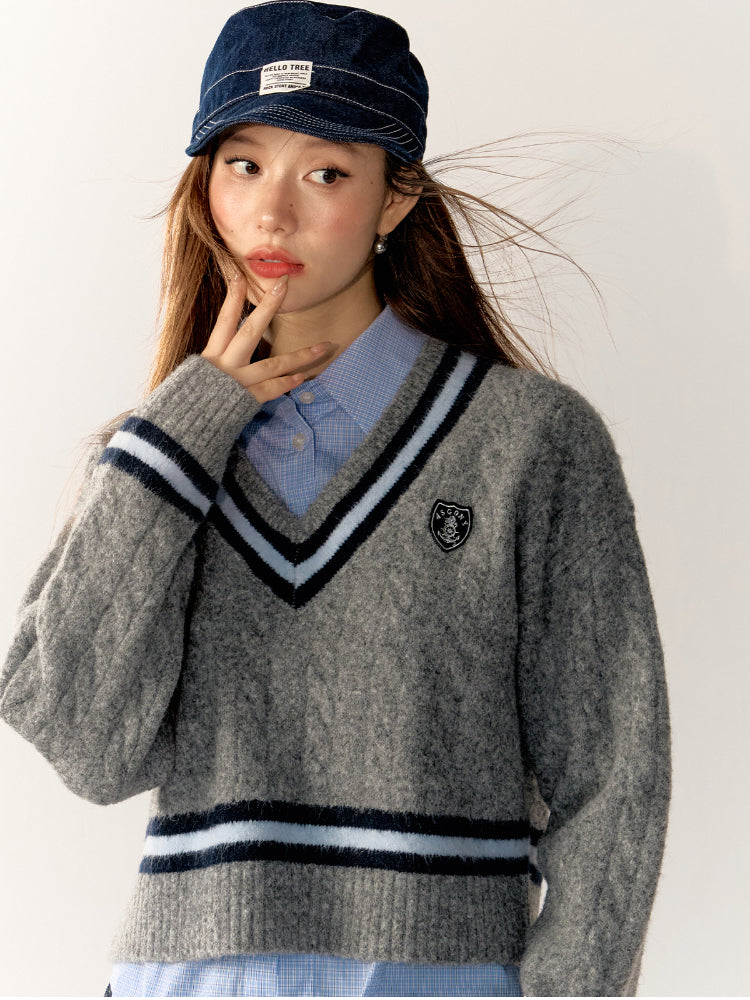 Academy Style Color-Block Knit Long-Sleeve Top