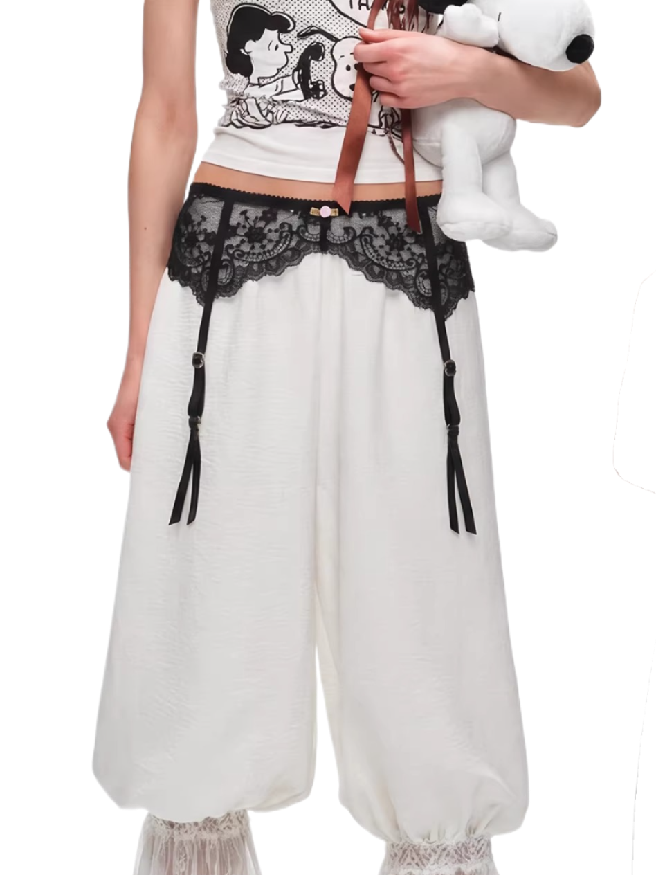 Sheer Lace Low-Rise Garter Belt