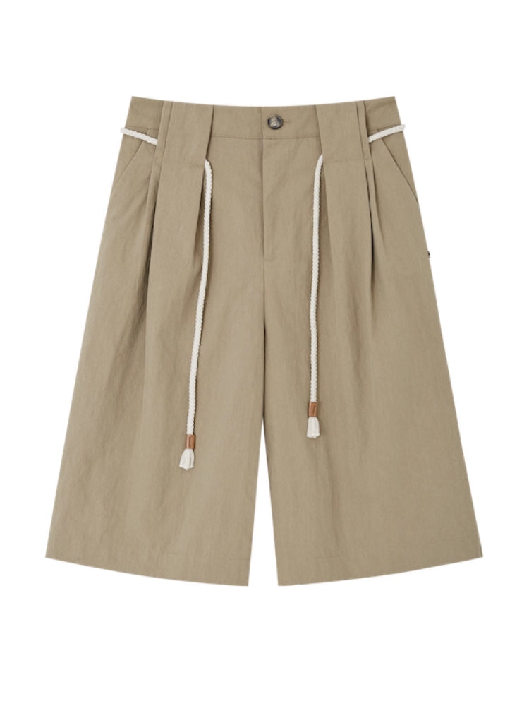 Khaki Simple 3D Pleated Shorts - CHINASQUAD