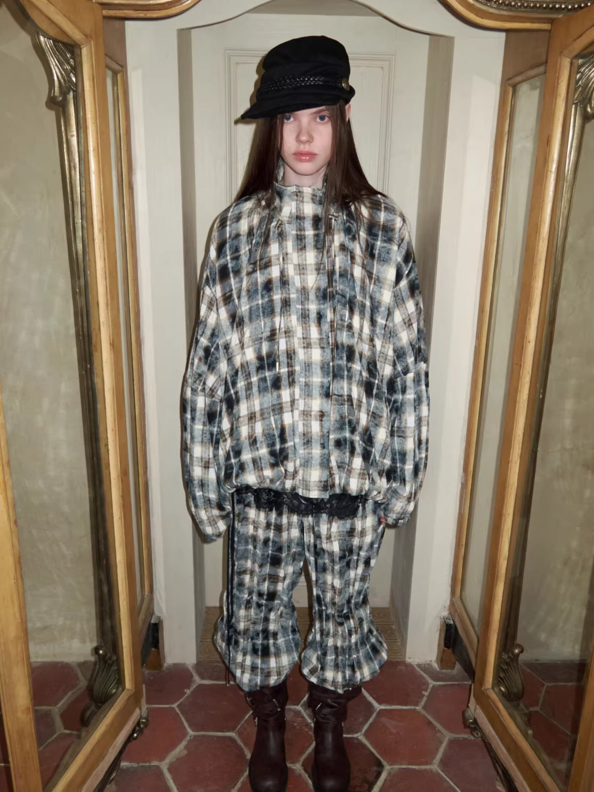 Crinkled-Waist Wide-Leg Cargo Pants