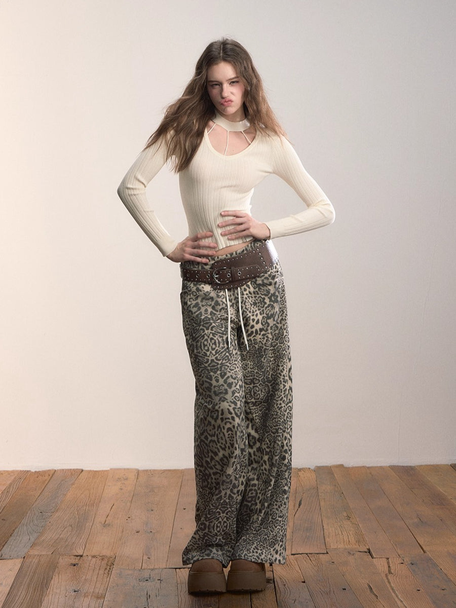 Choker Neck Slim-Fit Ribbed Knit Crewmeck