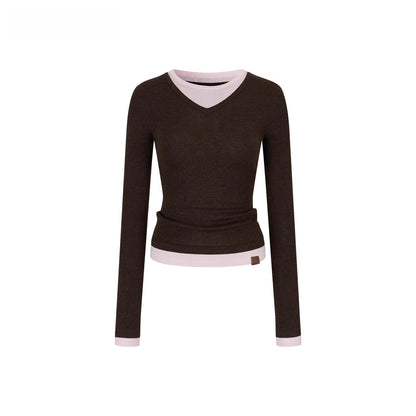 Contrast V-Neck Layered Knit Turtleneck