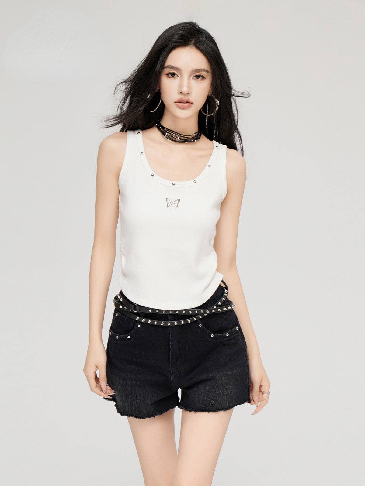 Black &amp; Blue Frayed Denim Shorts - CHINASQUAD