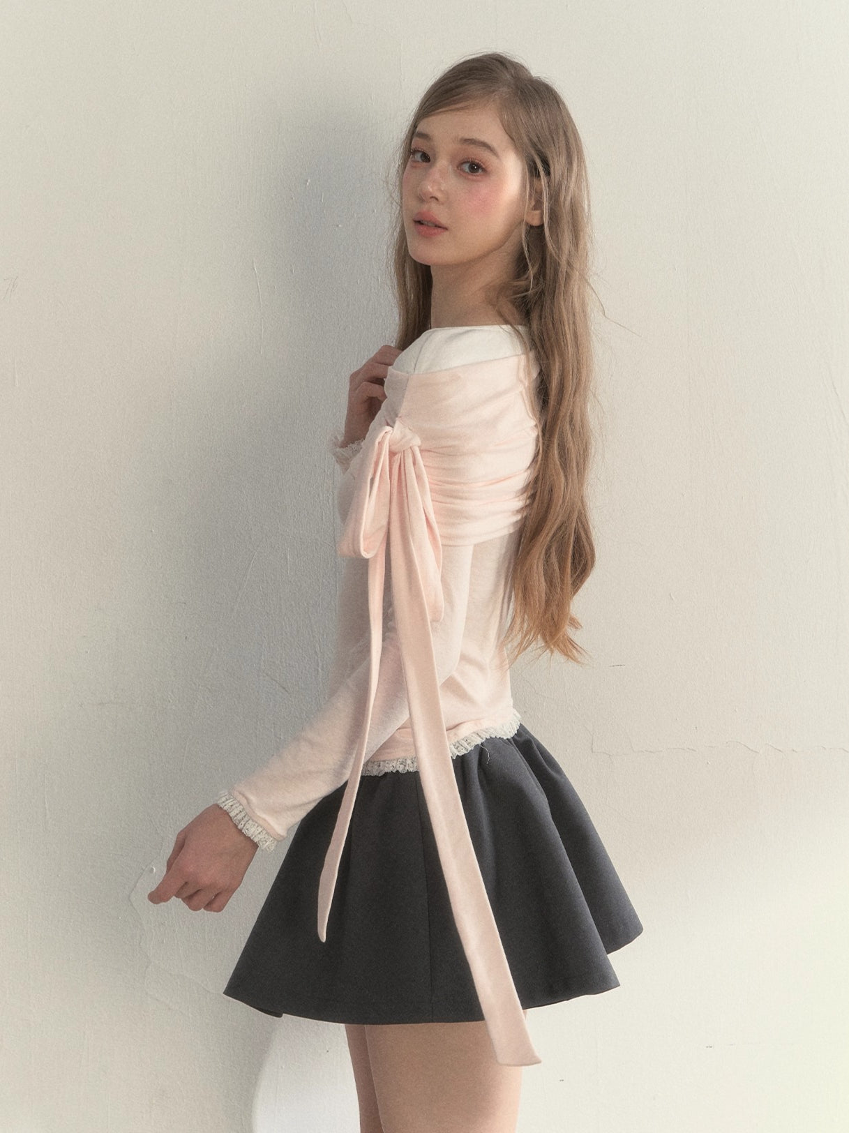 Asymmetric Off-Shoulder Bow-Tie Knit T-Shirt