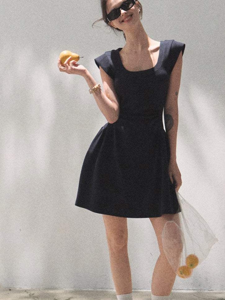 Square Shoulders U-Neck Fitted Dress