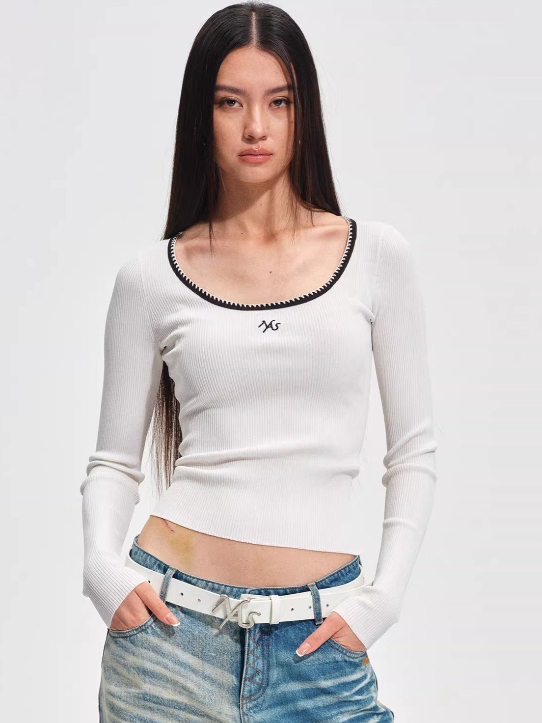 Scoop-Neck Slim-Fit Stretch Knit Top