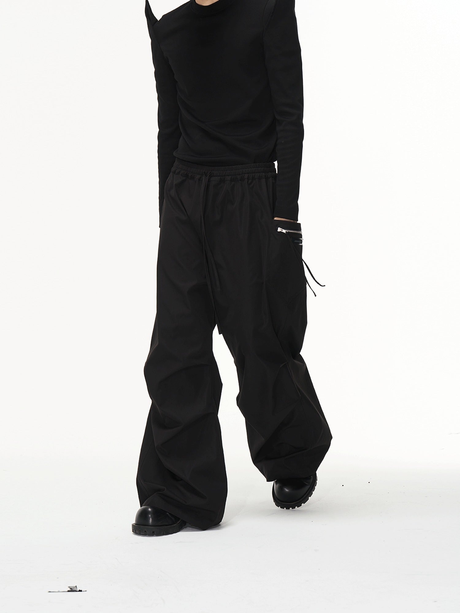3D Pleated Wide-Leg Draped Trousers