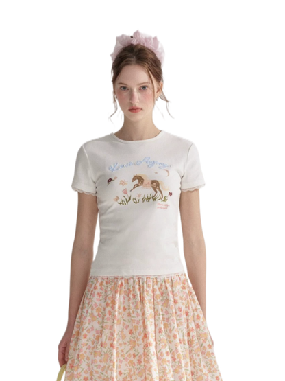 Contrast Lace Trim Embroidered Graphic Slim Fit T-Shirt