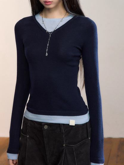Contrast V-Neck Layered Knit Turtleneck