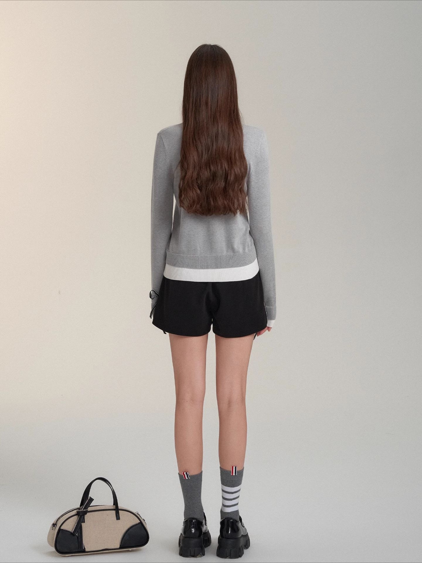 Contrast Bow Woolen Shorts