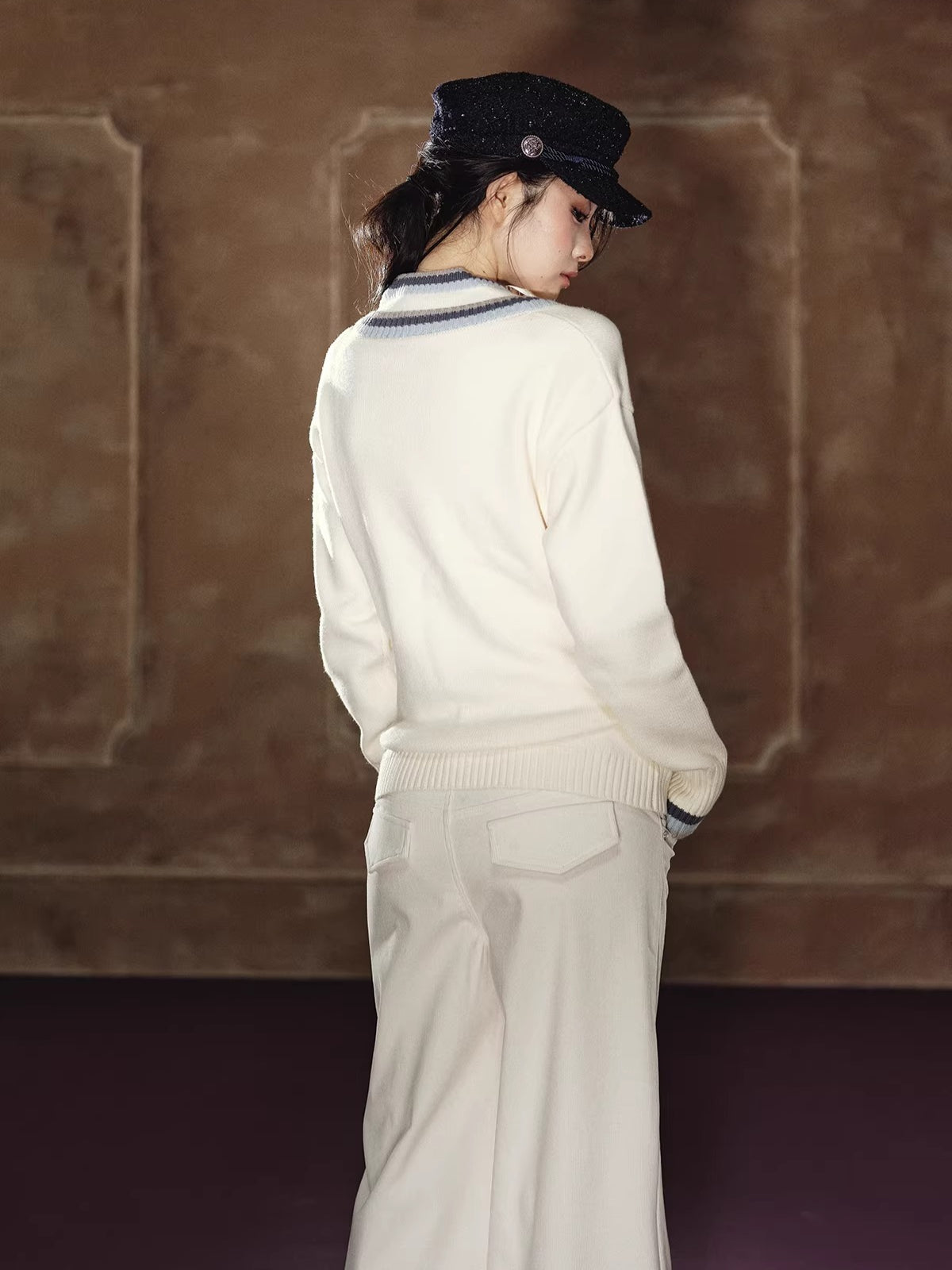 Contrast Double-V Neck Relaxed Knit Sweater