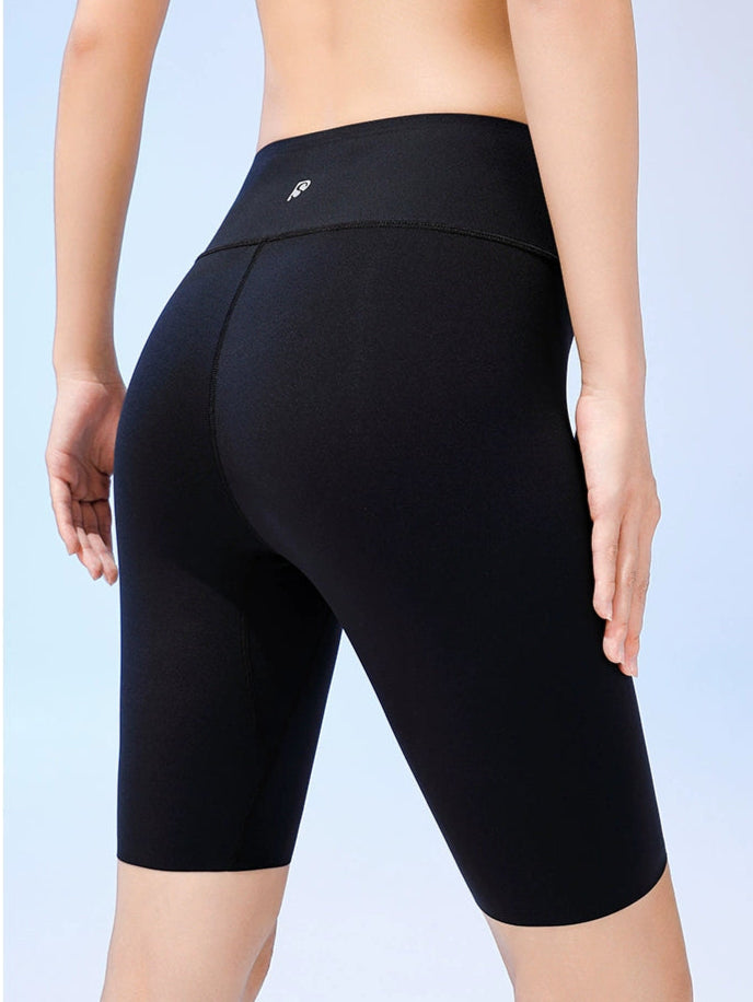 Tight-Fit Mid-Thigh Fitness Cycling Shorts