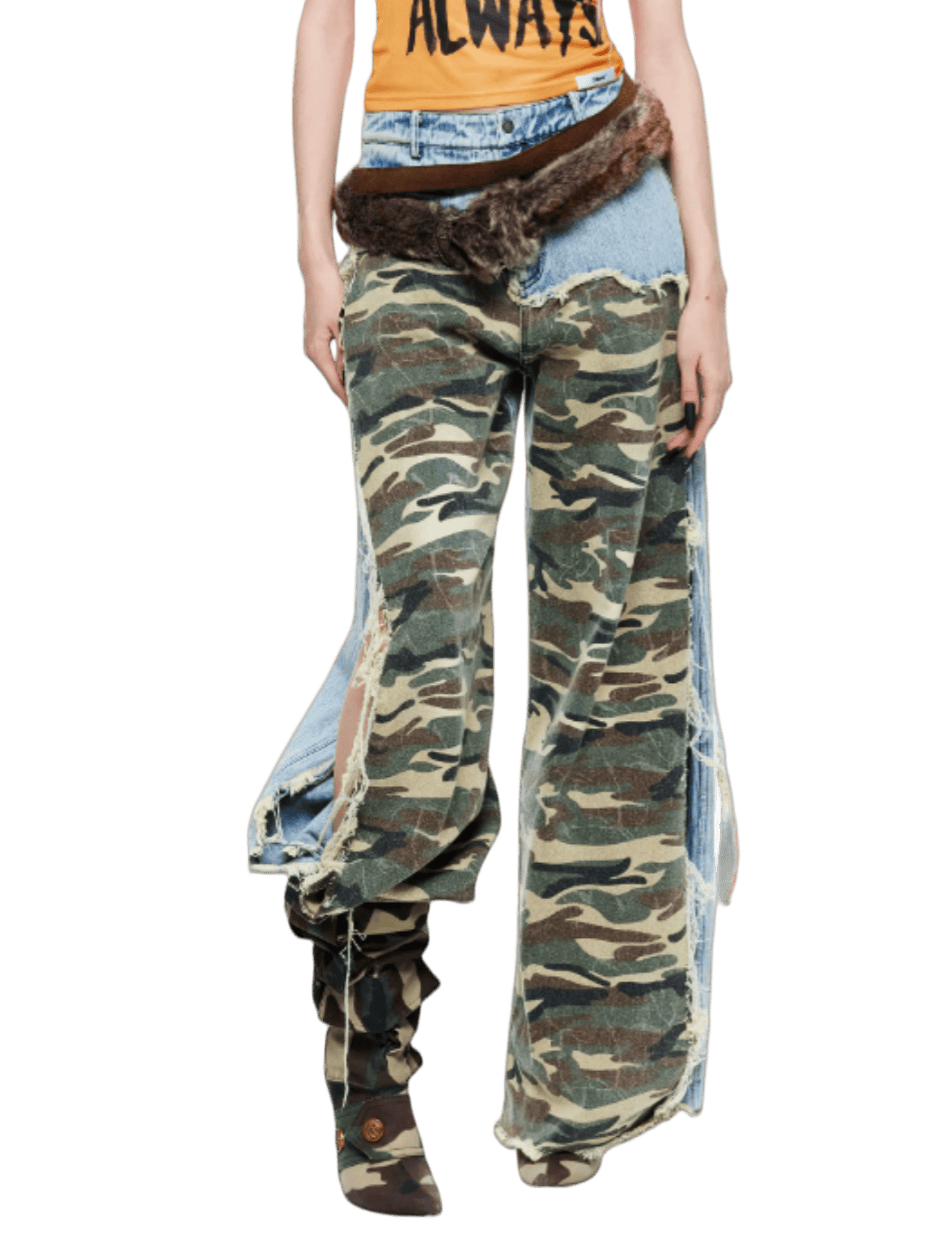Camouflage Panel Distressed Washed Jeans
