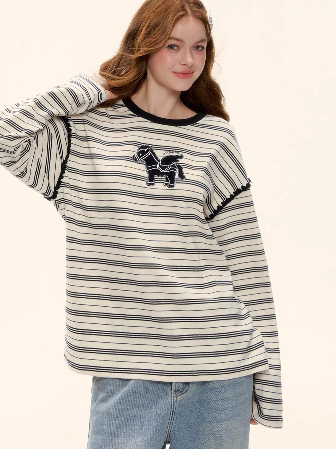 Contrast Stripe Crewneck Long-Sleeve T-Shirt