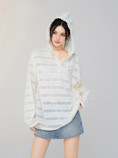 Hollow-out Silhouette Hooded Sunscreen Top