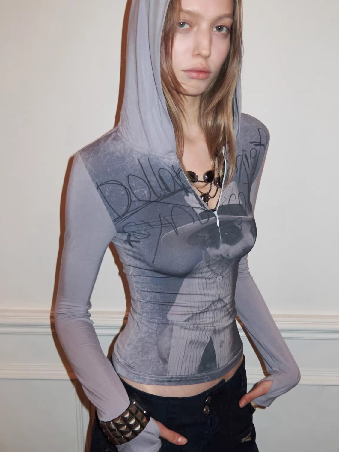 Zip-Up Hooded Long-Sleeve Fitted T-Shirt