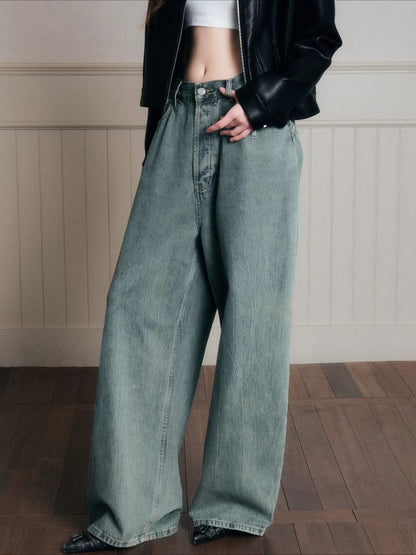 Washed Relaxed Low-Rise Wide-Leg Jeans