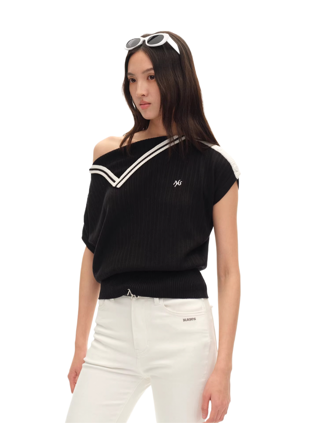 Asymmetric Off-Shoulder Contrast Trim Cinched Tee